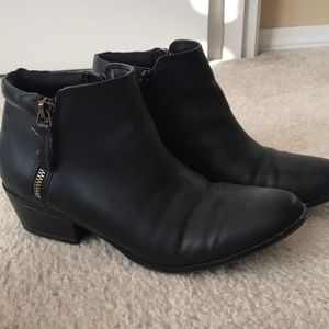 Mossimo booties